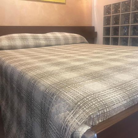 Be Your Home - Grazioso Monolocale Tra Porto E Stazione Civitavecchia Ngoại thất bức ảnh