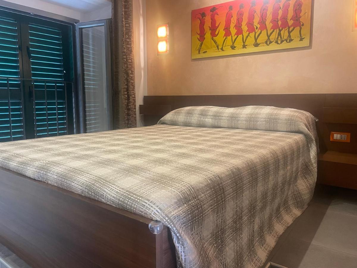 Be Your Home - Grazioso Monolocale Tra Porto E Stazione Civitavecchia Ngoại thất bức ảnh