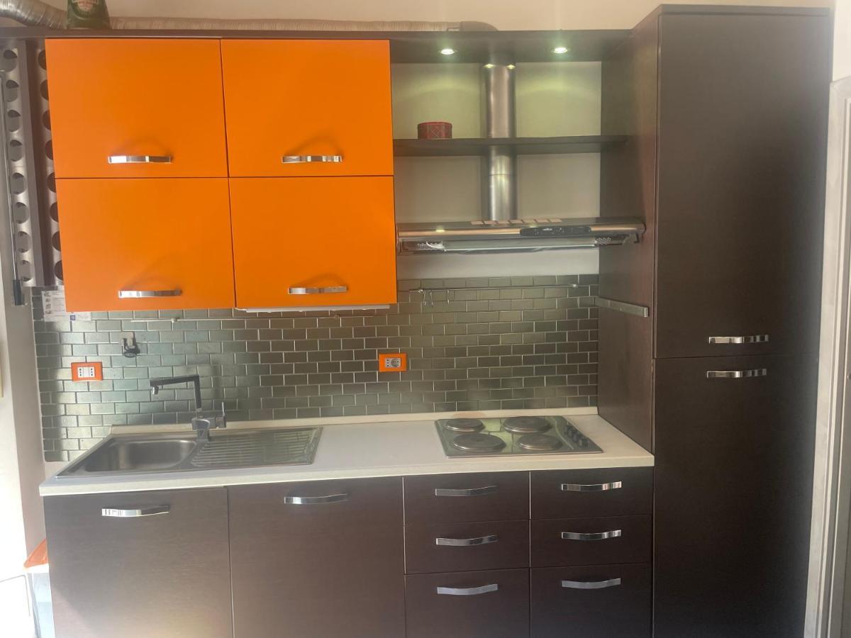 Be Your Home - Grazioso Monolocale Tra Porto E Stazione Civitavecchia Ngoại thất bức ảnh